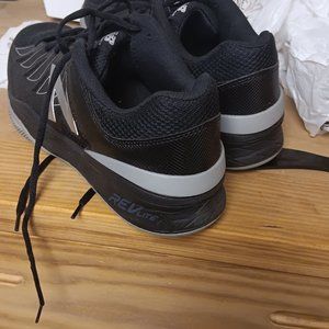 New balence shoes